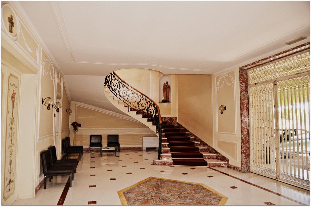 로마 Casa Per Ferie Cardinal G. Guarino B&B 외부 사진