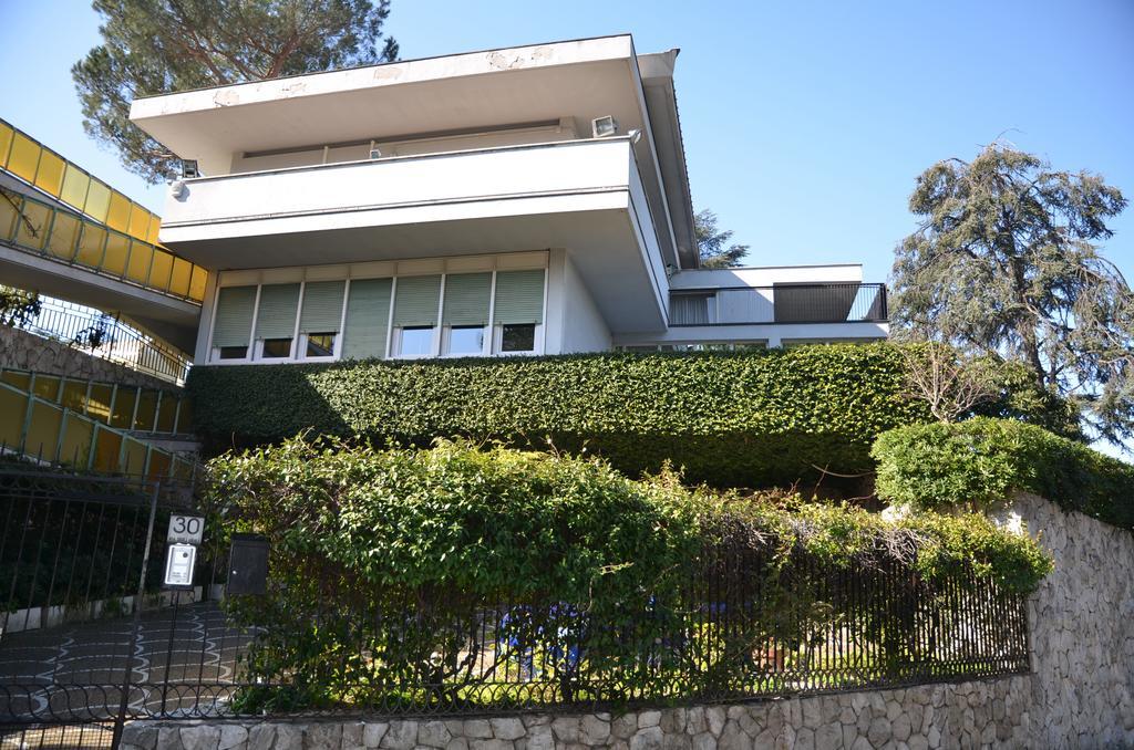 로마 Casa Per Ferie Cardinal G. Guarino B&B 외부 사진